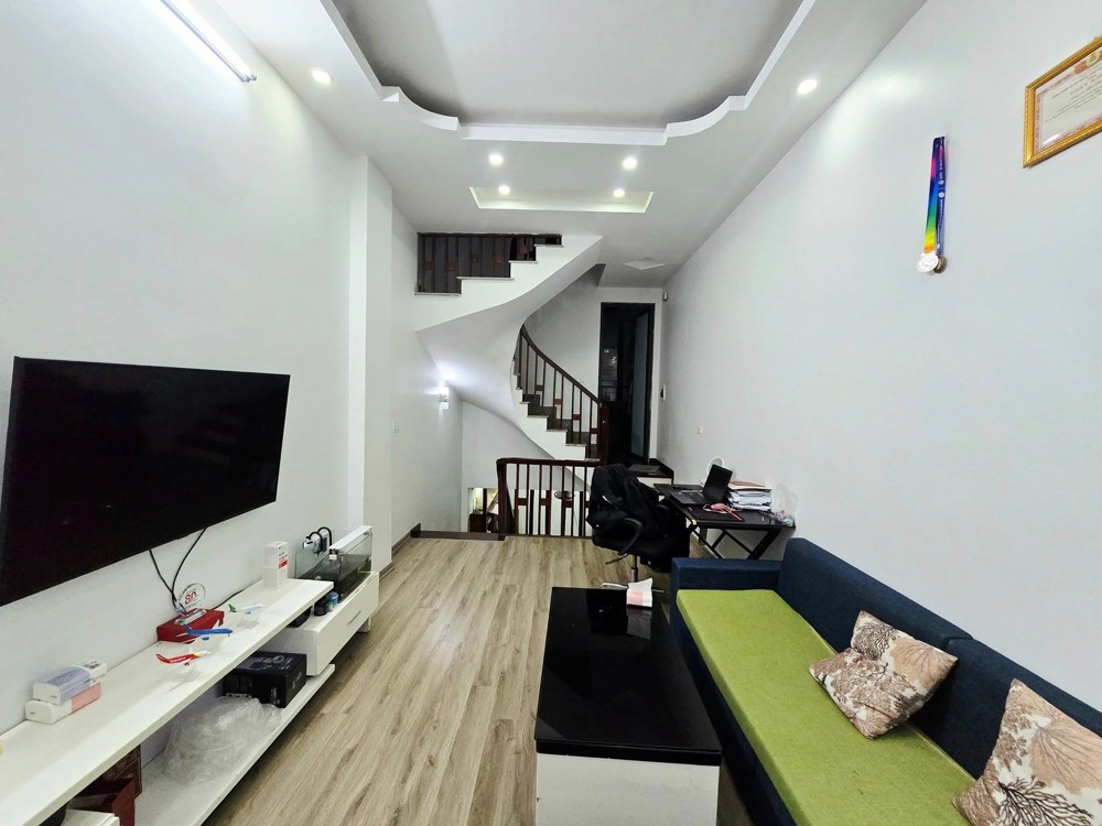 MẶT NGÕ PHỐ LẠC LONG QUÂN 36M 5T NHÀ MỚI NHỈNH 9,2 TỶ-NGÕ RỘNG THÔNG CÁC NGÃ