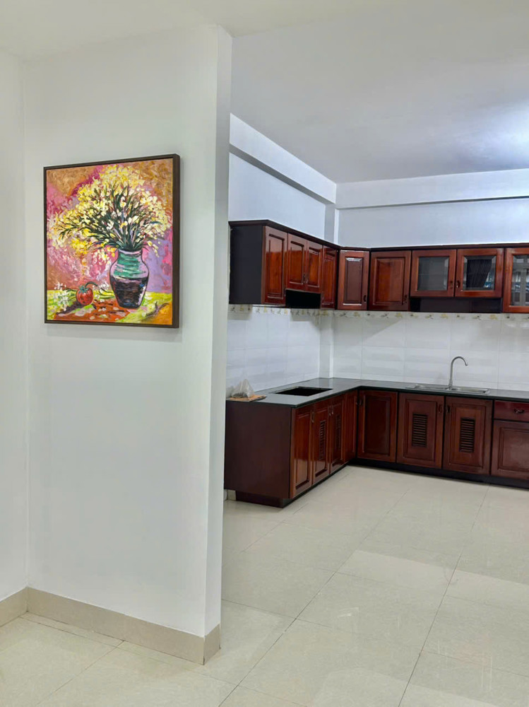 Bán Nhà 2 tầng + lửng mặt tiền đường Trương Định - Tp Nha Trang Diện tích 52m2 Giá bán 9,9 tỷ bớt