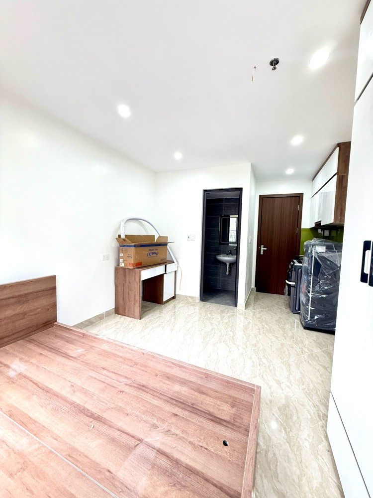 Bán Nhà Cát Linh 45m2. 7 tầng. mặt tiền 3.5m. giá 18.95 Tỷ Đống Đa Hà Nội