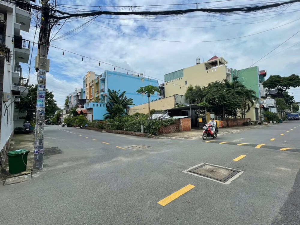 LÔ ĐẤT ĐẸP (20x20) – SIÊU HIẾM CHO BIỆT THỰ 20m x 20m TẠI NGUYỄN ẢNH THỦ, Q12