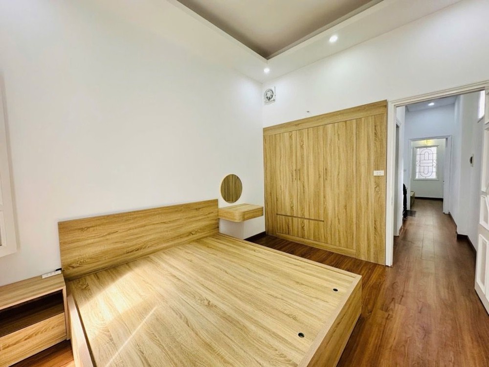 SIÊU PHẨM CẦU GIẤY - MẶT NGÕ THÔNG - LÔ GÓC -DIỆN TÍCH RỘNG - Ô CHỜ THANG MÁY_ 47M2-16,5 TỶ