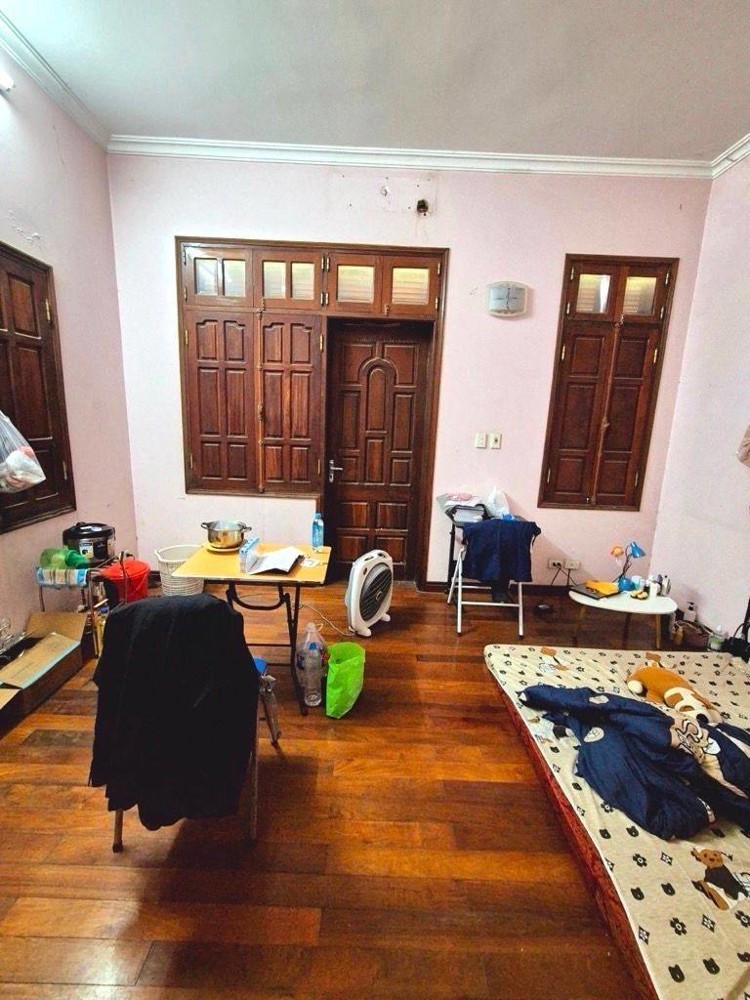 Bán nhà mặt phố Khương Đình, HN, DT 50 m2, 6 tầng, Mt 5.5 m, giá bán 17 tỷ 🔥Mô tả: Nhà 2 mặt tiền