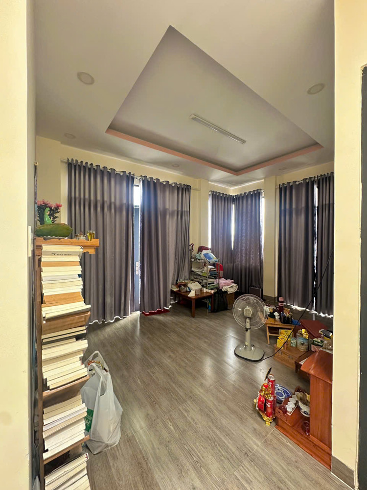 Nhà 3 tầng kiên cố gần KĐT Vĩnh Điềm Trung – sân đậu 2 ô tô