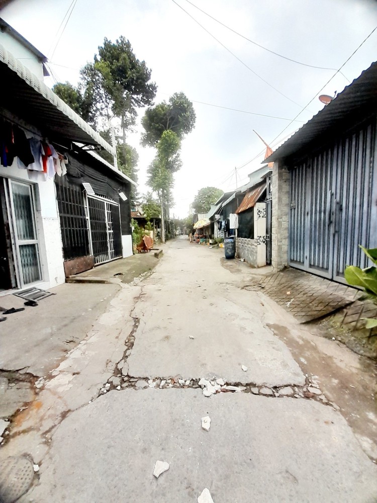  Bán Dãy Trọ Có Dòng Tièn Hàng Tháng Với 260M2 Chỉ 11.5 Tỷ - Trung Tâm Dĩ An