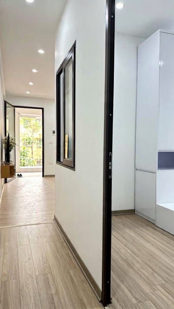 bán nhà tập thể đại học sư phạm trần quốc hoàn DT 65m giá 3,9 tỷ full nội thất