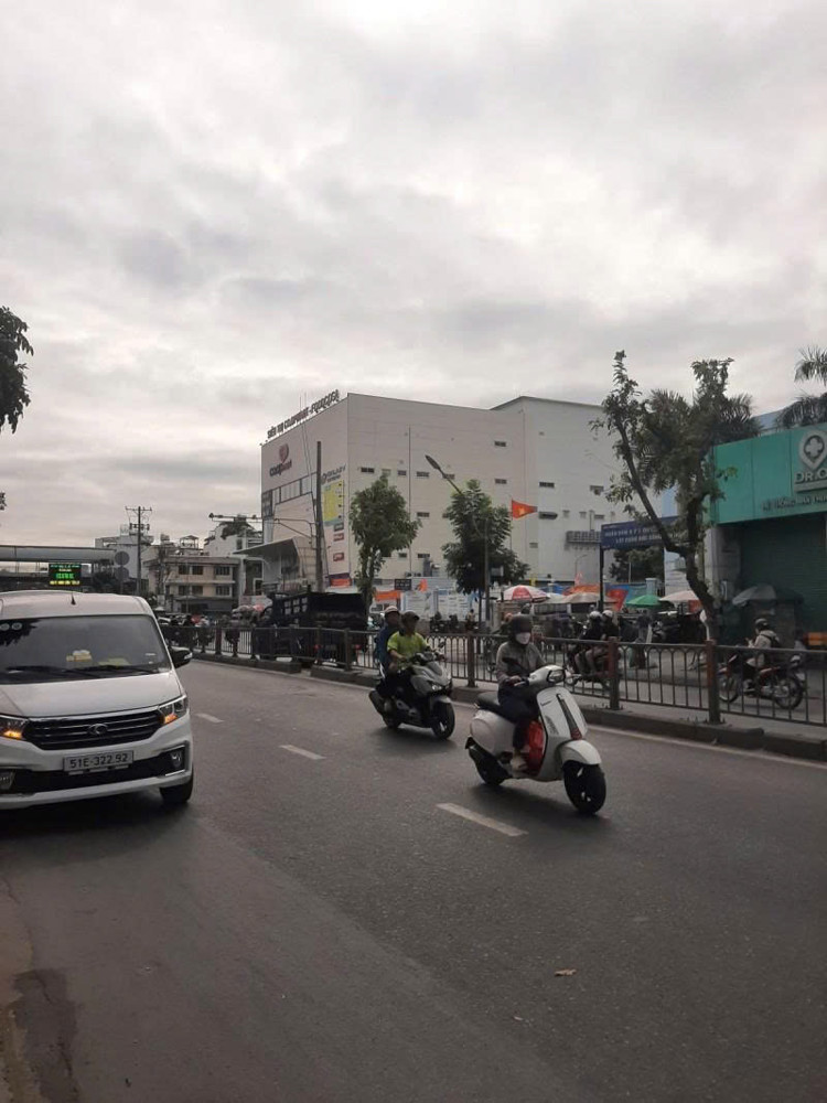 Bán Nhà MT  Quang Trung -  Chợ Hạnh Thông Tây, 3,6x13m, 3 Tầng, HDT 25tr, 9,9 tỷ