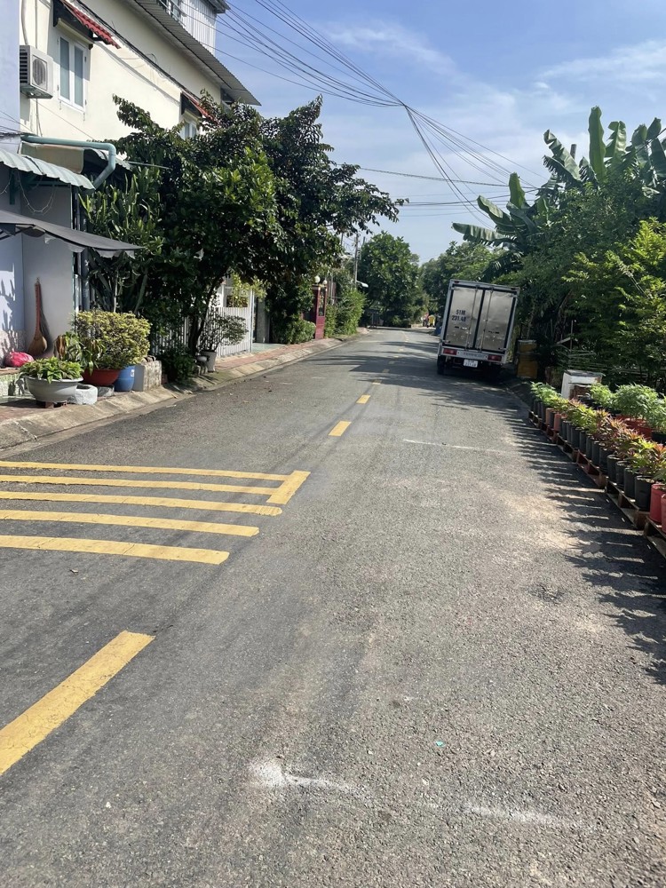 Bán đất mặt tiền 5x19,5m giá 5 tỷ Đường Đông Thạnh 7-3