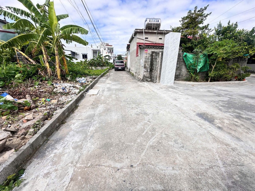 ĐẤT TRUNG TÂM XUÂN LA – ĐỐI DIỆN KHU ĐẤU GIÁ  NGÕ THÔNG GẦN 4M  GIÁ CHỈ 1.2X TỶ – CỬA VỐN TỐT  ZALO