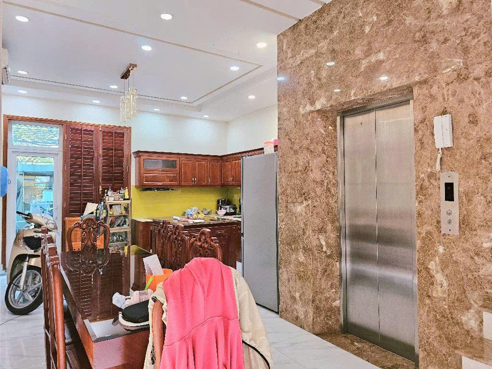 Hạ mạnh 1.3 Tỷ - giá mới 23.9 TỶ TL - rẻ nhất KDC GIA HÒA Biệt Thự Lô có, 4 tầng có thang máy nội