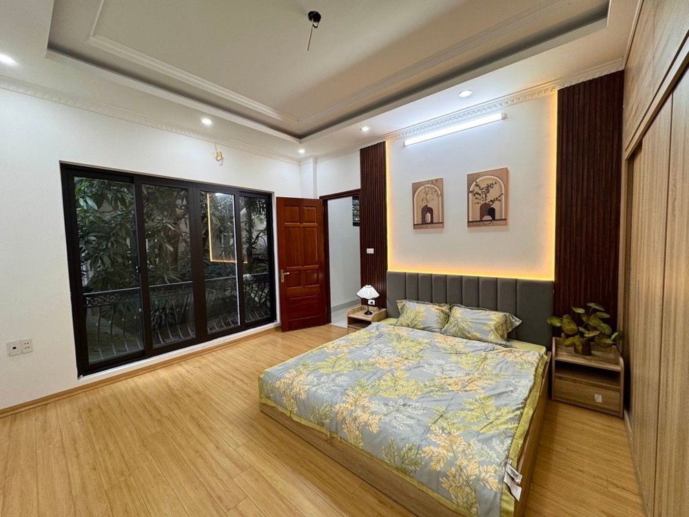 🏠 Kim Ngưu  36m²  5 tầng  Xây mới
🚗 Ô tô đỗ cách nhà 10m
💰 Giá: 8,5 tỷ