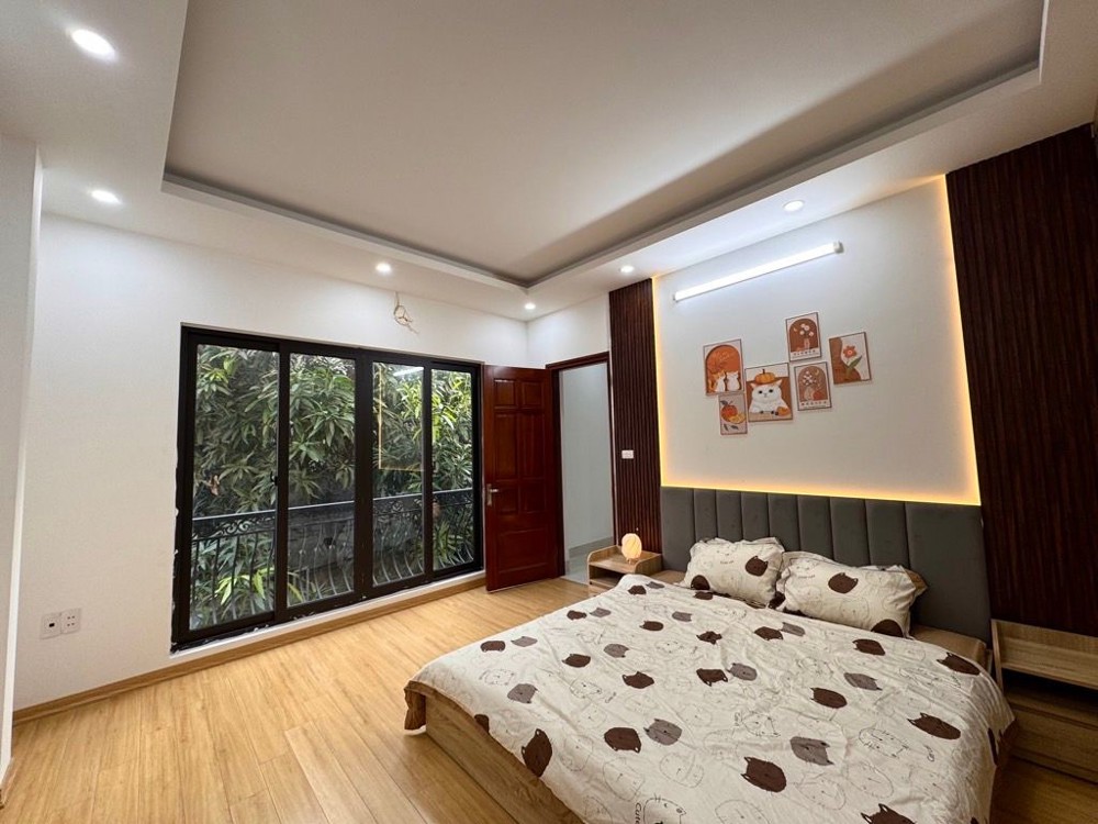 🏠 Kim Ngưu  36m²  5 tầng  Xây mới
🚗 Ô tô đỗ cách nhà 10m
💰 Giá: 8,5 tỷ