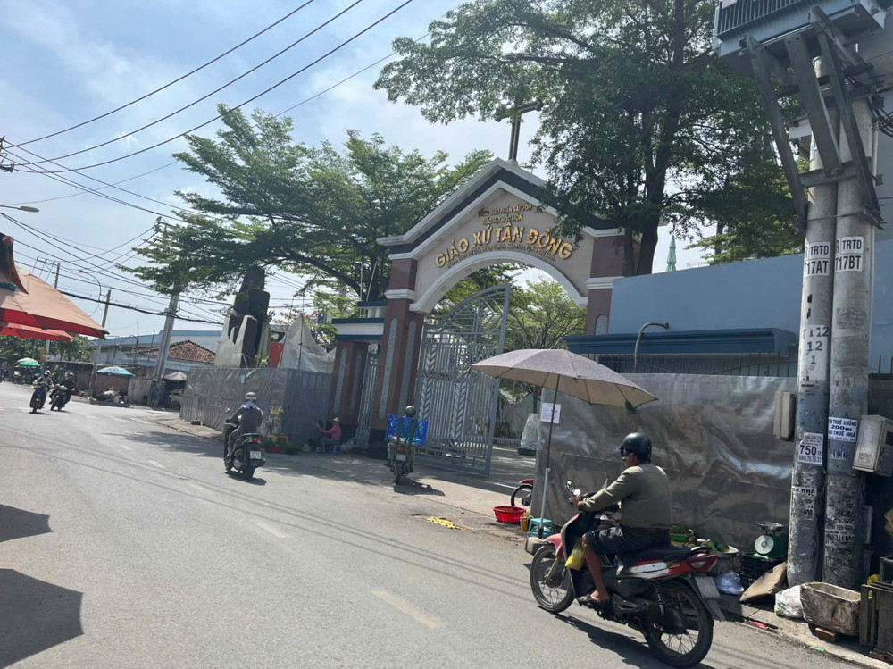 GIÁ QUÁ RẺ – ĐẤT ĐƯỜNG THÔNG XE HƠI  ĐÔNG THẠNH 7-3, SÁT VÁCH LÊ VĂN KHƯƠNG