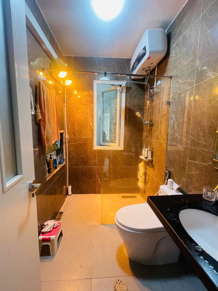 Duy Nhất 1 Căn Dt Rộng. Nhà Ngõ 78 Bồ Đề. 45M X 5T Chỉ 8T3 Còn Tl. Lh 0936123469