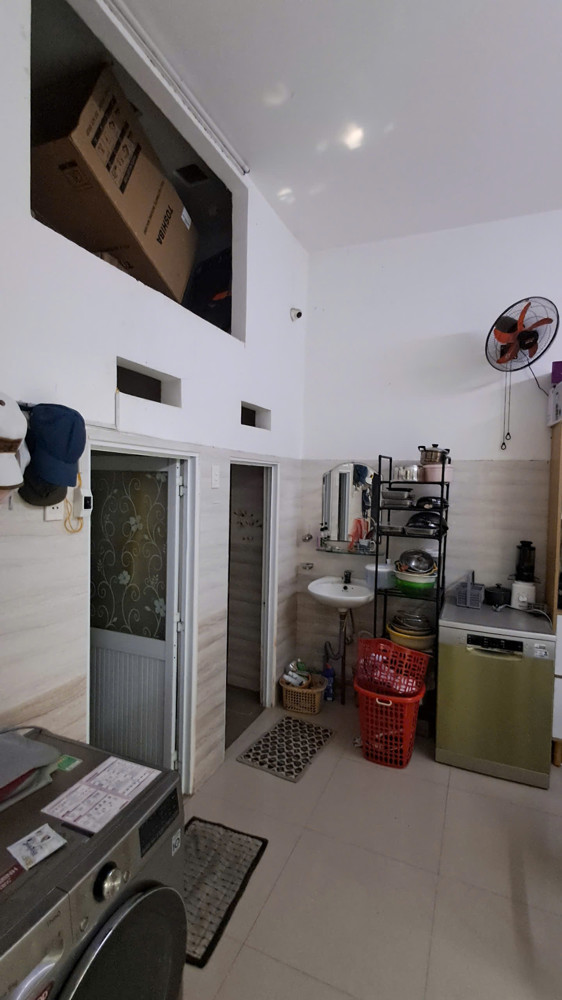 Chỉ 50 Triệu/m² - BÁN LÔ ĐẤT LỚN TẶNG 3 CĂN NHÀ CẤP 4 - NGAY CHỢ HIỆP BÌNH - PHẠM VĂN ĐỒNG 