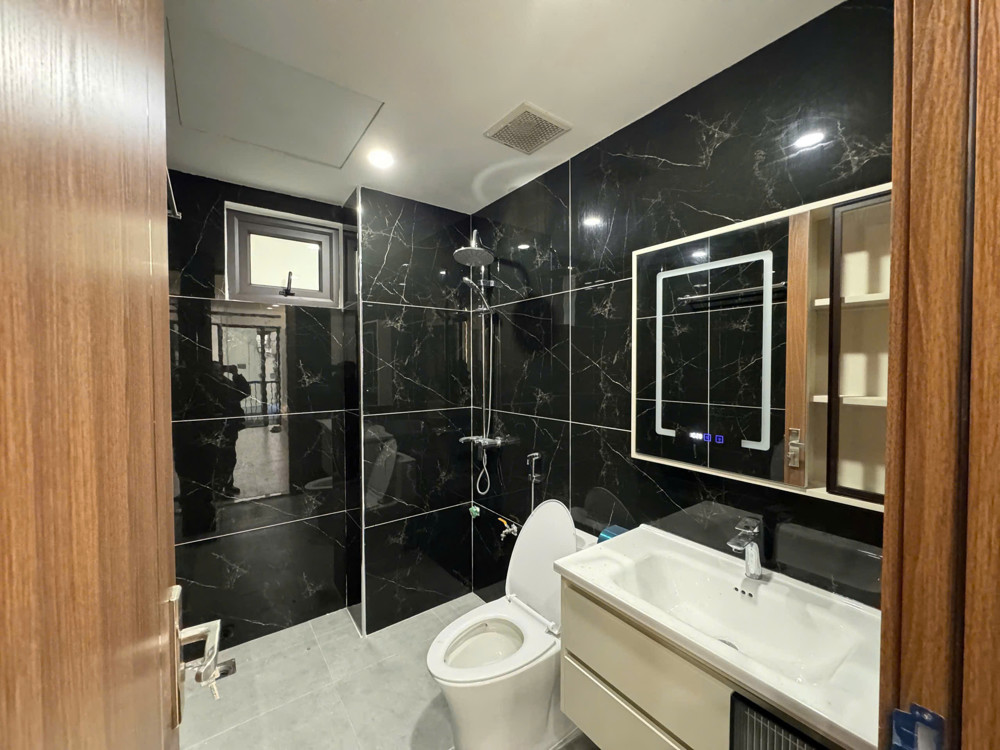 BÁN NHÀ MỚI Ô TÔ ĐỖ CỬA Phúc Lợi 39m2 X 5 Tầng X 8.6 tỷ Long Biên- Hà Nội