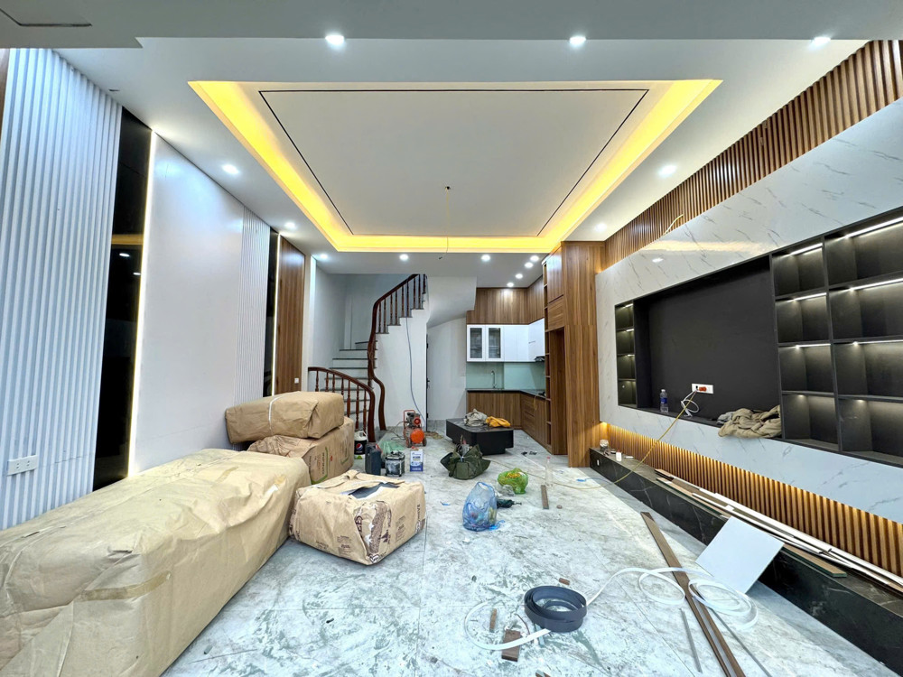 BÁN NHÀ MỚI Ô TÔ ĐỖ CỬA Phúc Lợi 39m2 X 5 Tầng X 8.6 tỷ Long Biên- Hà Nội