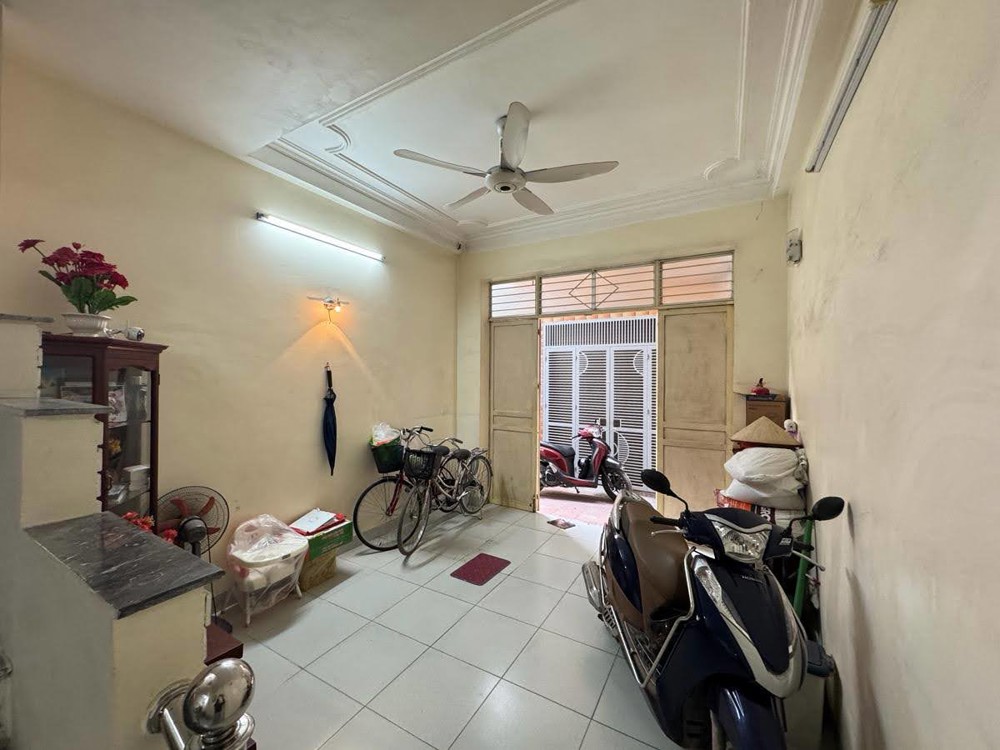 Nhà Định Công Thượng-35M*4tầng*3.8mmt- Gần Vành Đai 2.5; Trường,Chợ,Khu Đô Thị. 7,4 Tỷ