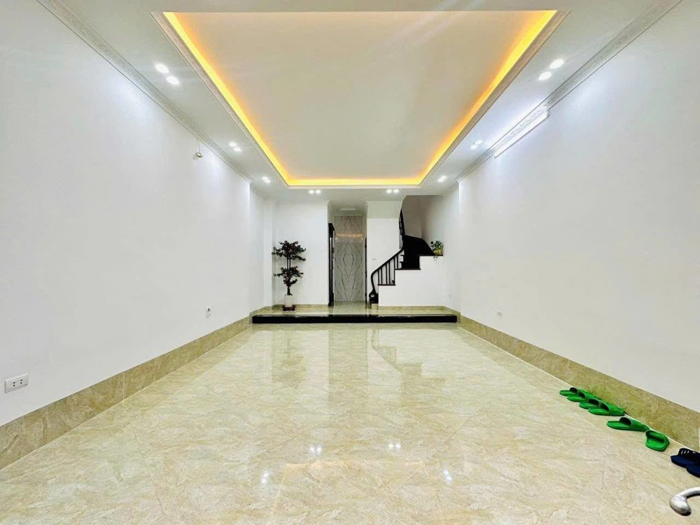 Nhà Phố Tô Vĩnh Diện-60m*7tầng*5.5mMT-Ngõ ô tô, Kinh doanh, Full tiện ích. 25,7 tỷ