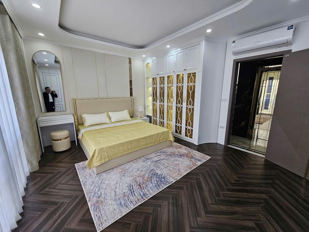 Nhà Phố Tô Vĩnh Diện-60m*7tầng*5.5mMT-Ngõ ô tô, Kinh doanh, Full tiện ích. 25,7 tỷ