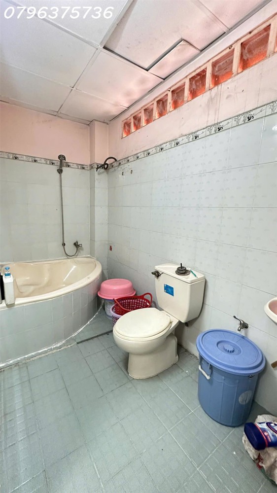 Bán nhà Bình Đông P11 Q8 ngang đẹp 3.7M