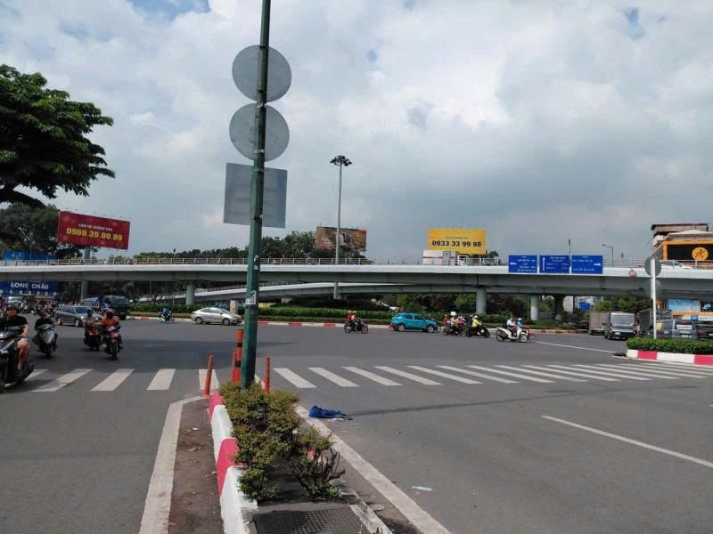 Bán nhà Mặt tiền Phạm Văn Đồng - gần Nguyễn Kiệm, CV Gia ĐỊnh, 6,2x17m, 2 Tầng, 18,5 tỷ