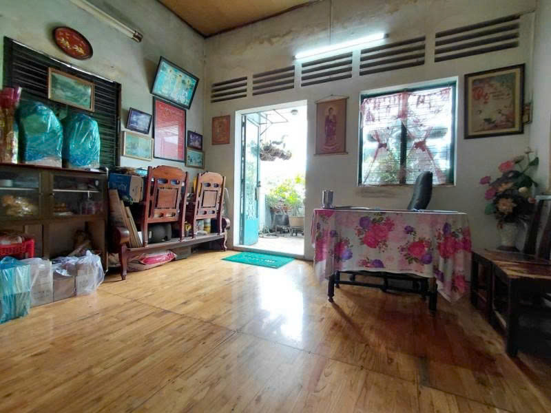 Bán nhà Mặt tiền Phạm Văn Đồng - gần Nguyễn Kiệm, CV Gia ĐỊnh, 6,2x17m, 2 Tầng, 18,5 tỷ