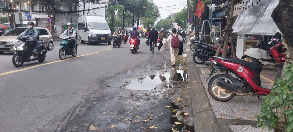 ► MT Núi Thành khu Đại Học, 230m2, ngang 8.2m, 3 mặt thoáng, Giá Đầu Tư 112tr/m2