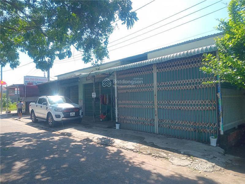 Chính chủ Bán 3 dãy phòng trọ có 55 phòng, thu nhập 70tr/th, diện tích 1398m2 đất. Giá chỉ 19tr/1m2