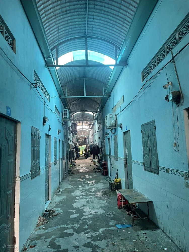 Chính chủ Bán 3 dãy phòng trọ có 55 phòng, thu nhập 70tr/th, diện tích 1398m2 đất. Giá chỉ 19tr/1m2