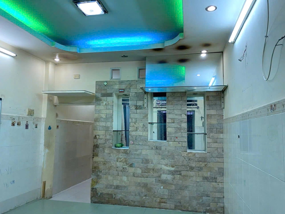 Nhà hẻm thẳng Tùng Thiện Vương P13Q8, Giá : 5 Tỷ (T/L)