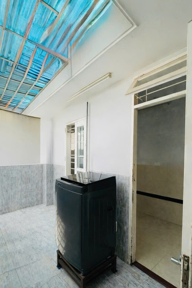 Nhà bán mặt tiền Bàu Cát, P14, Quận Tân Bình - 5 Tầng - 4 x 26.5m - Giá: 22.97 tỷ.





