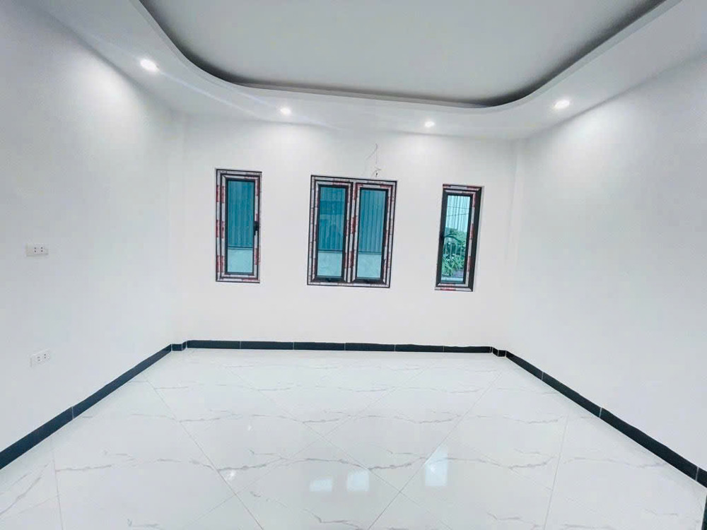 🚨🚨🚨HIẾM !!- NHÀ ĐẸP ĐẠI ÁNG MỚI  TINH- GẦN HỒ ĐIỀU HOÀ - GẦN NHIỀU TIỆN ÍCH - Ở LUÔN🚨🚨🚨