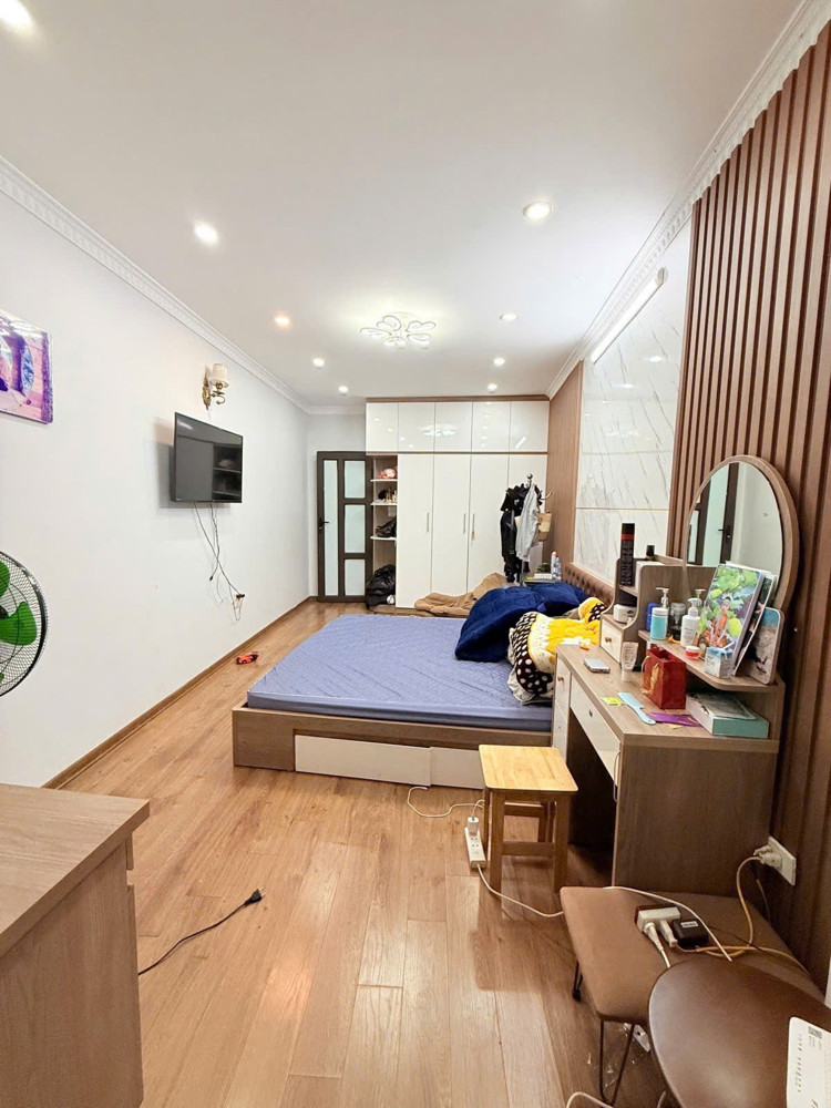  Bán Nhà Giáp Bát Hoàng Mai Gara Ô Tô – Hai Thoáng Vĩnh Viễn – 36Mx6t Nhà Đẹp Ở Ngay Nhỉnh 9 Đồng