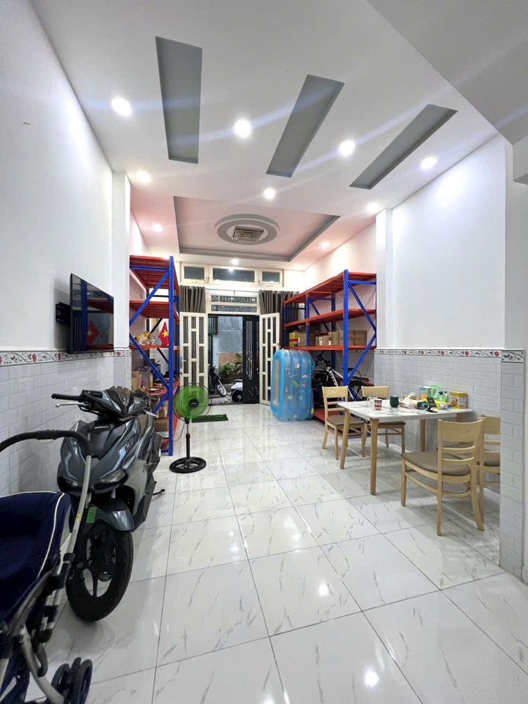 Bán nhà Trịnh Đình Trọng q.Tân Phú 60m²,2 TẦNG  - SÁT Q.TÂN BÌNH