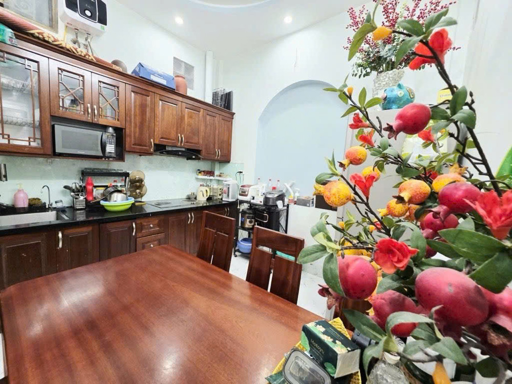 Hiếm Nhà dân xây đẹp tại Mễ Trì – Gần Cầu Giấy, chủ thiện chí bán 7,x Tỷ LH 09.72.078.667