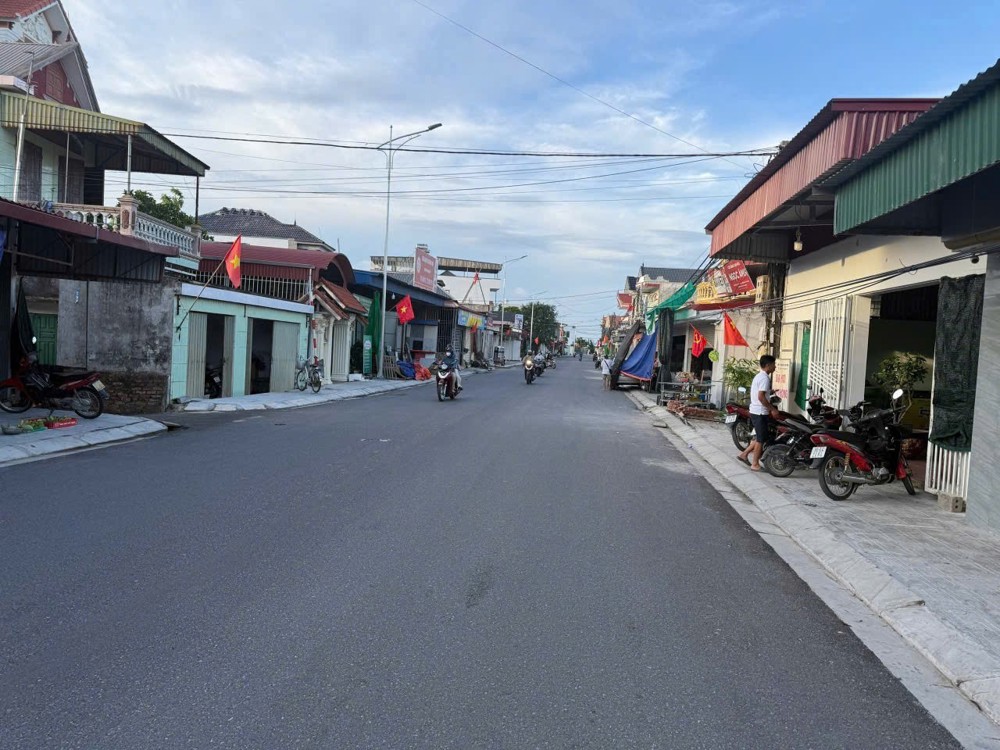 Lô góc trung tâm Kiến Thụy cũ giá 1,5xx tỷ – Vị trí hiếm – Thanh khoản tốt  ZALO 0567 222 555