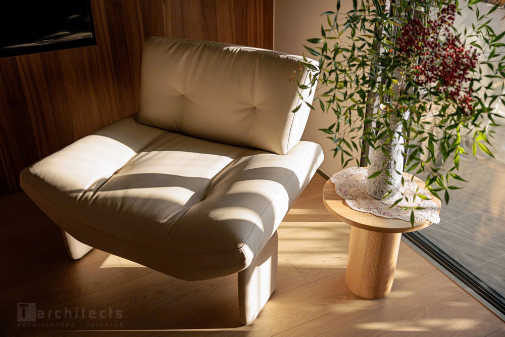 Bán nhà Ngọc Trì  46m 6 tầng thang máy MT4.1m lô góc ô tô hơn 9 tỷ