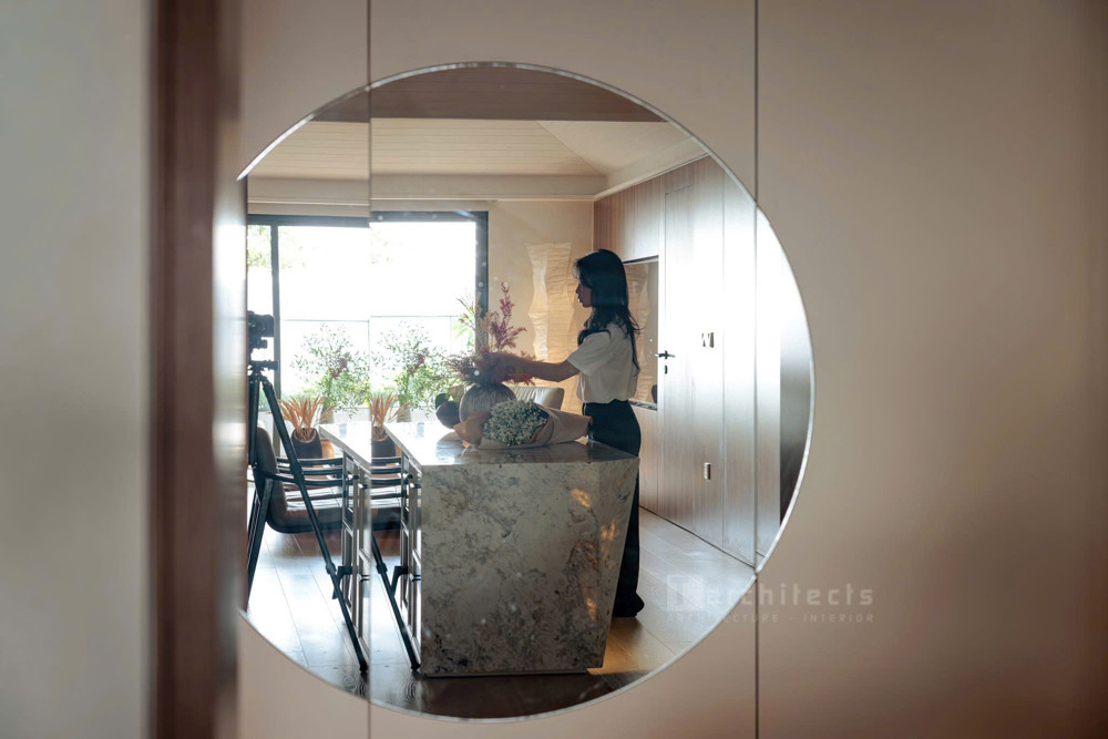 Bán nhà Ngọc Trì  46m 6 tầng thang máy MT4.1m lô góc ô tô hơn 9 tỷ