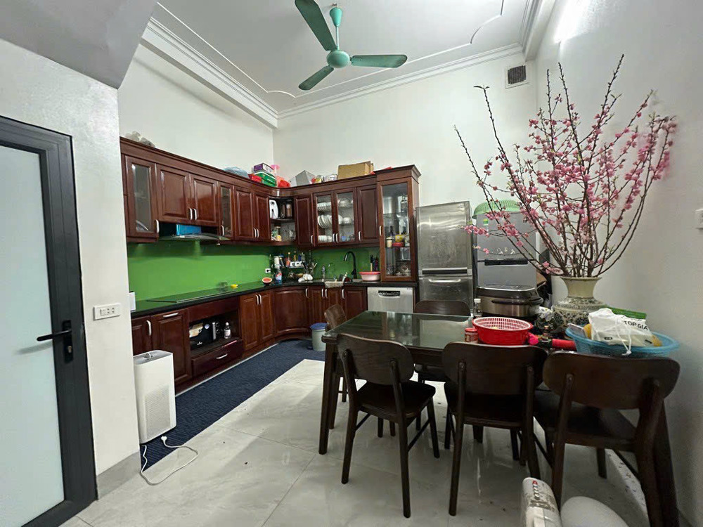 KHÔNG CÓ CĂN THỨ 2 PHỐ YÊN HÒA CẦU GIẤY 58M 4 TẦNG PHÂN LÔ VÀI BƯỚC RA PHỐ NHỈNH 15 ĐỒNG LH