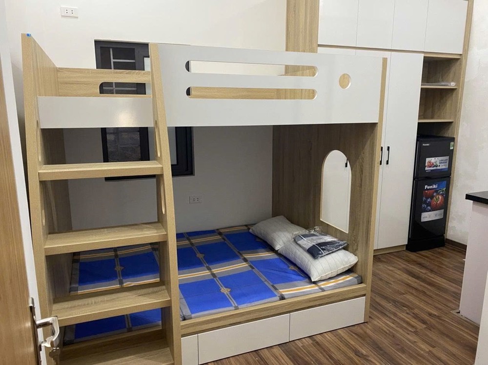 Bán Nhà  Đường Láng 58m2. 5 tầng. mặt tiền 4m. giá 12.6 tỷ Đống Đa Hà Nội