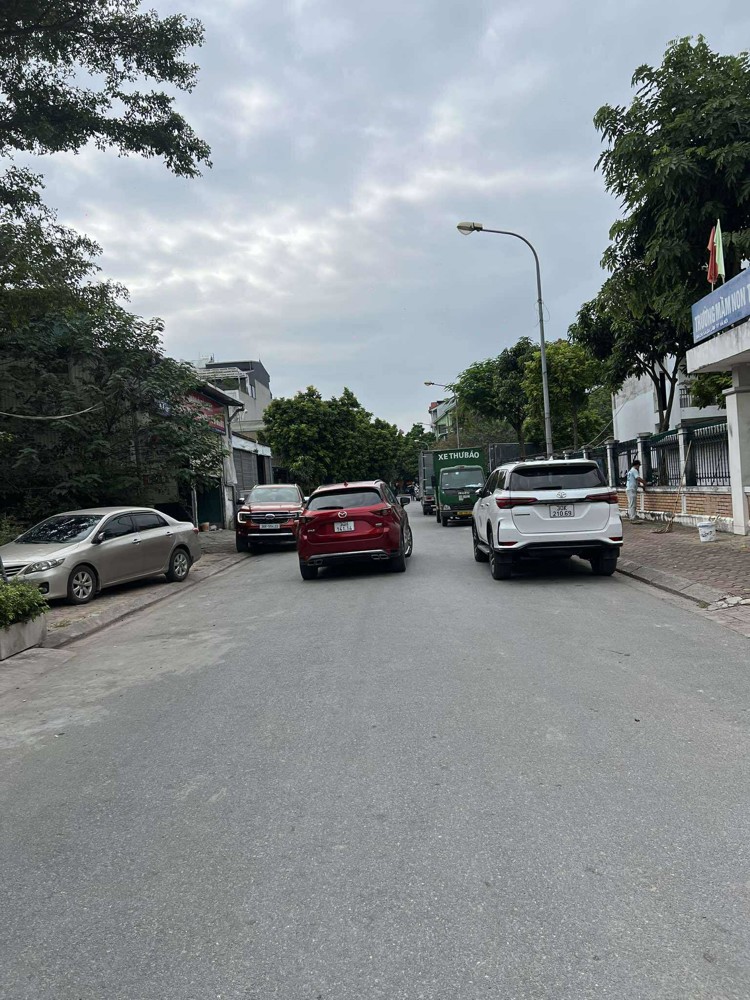 Chính Chủ Cần Bán 236 M2 Đất Kđt 31Ha  – Gia Lâm, Giá Chỉ 34.2 Tỷ, Lh 0985865658