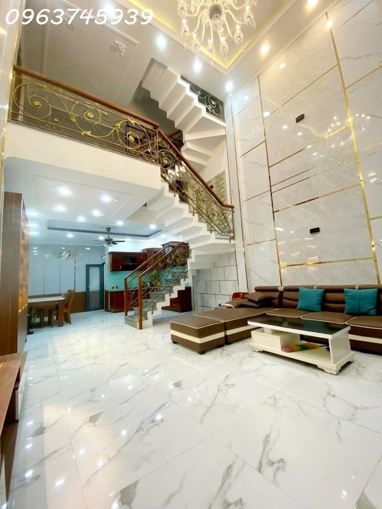 Bán nhà mặt tiền đường số Hiệp Bình Chánh, 95m2, 5 tầng mới, 10.8 tỷ