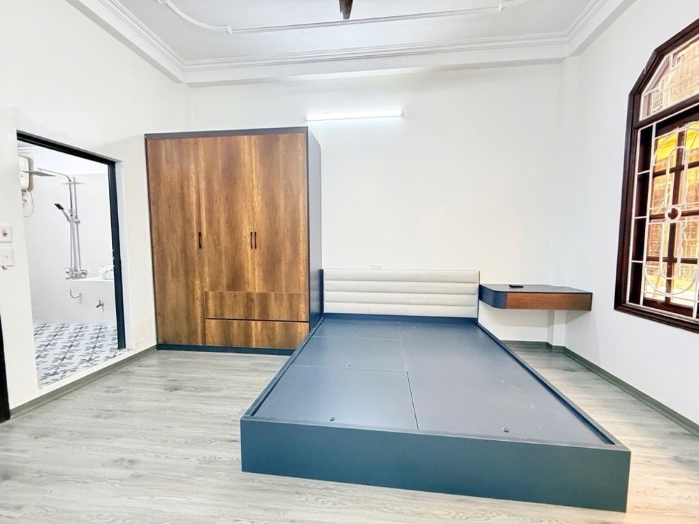 thụy khuê DT 36m x MT 4m2 -5 tầng dân xây 7,99 tỷ 2 thoáng,ngõ thông hồ tây