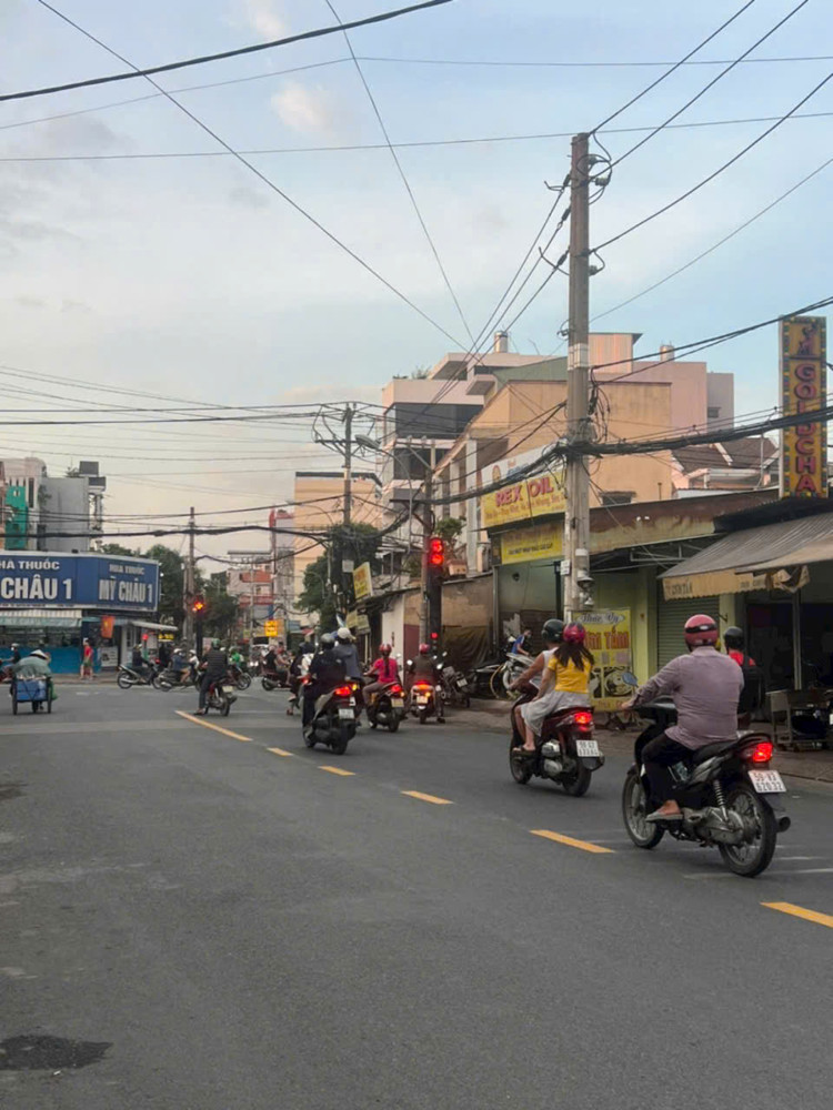 Siêu Hot – Nhà Cấp 4 Mặt Tiền Trần Thị Cờ, Quận 12 Gần Ngã Tư Vàng