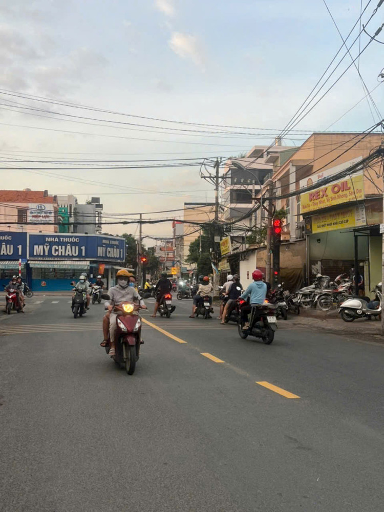 Siêu Hot – Nhà Cấp 4 Mặt Tiền Trần Thị Cờ, Quận 12 Gần Ngã Tư Vàng