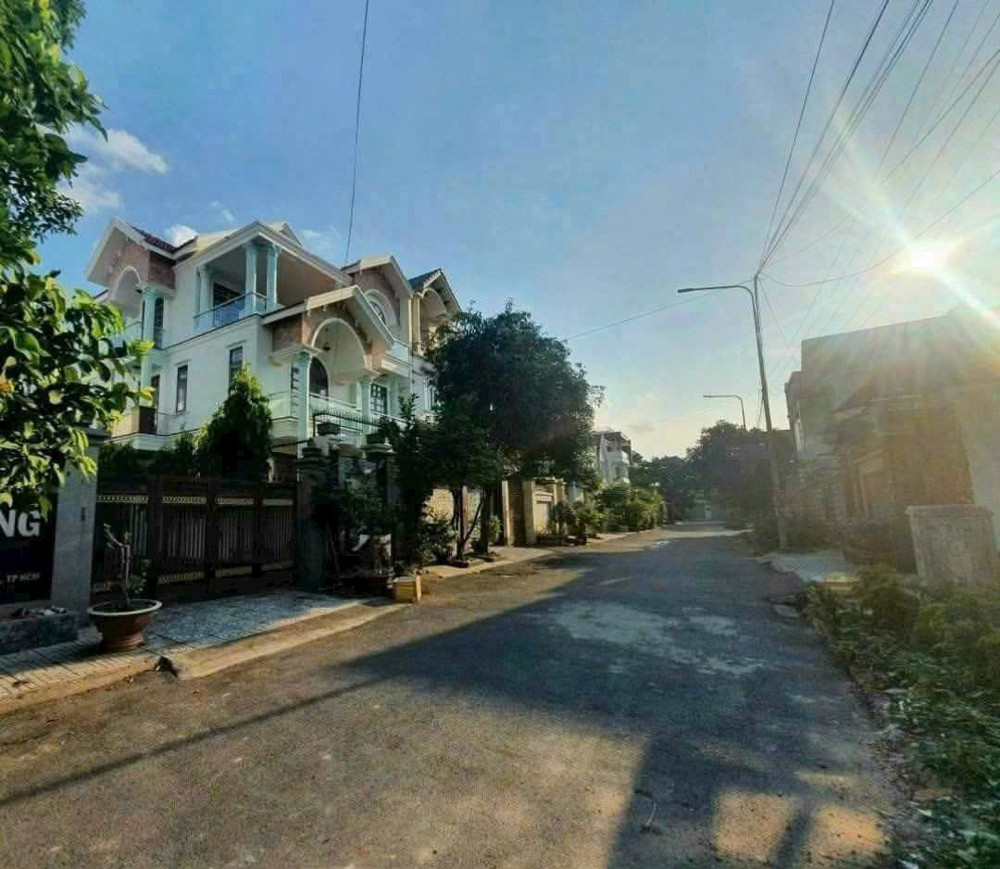 GIẢM SÂU 1,5 TỶ – BÁN LÔ ĐẤT BIỆT THỰ ĐẸP NHẤT KDC PHÚ NHUẬN Q12!