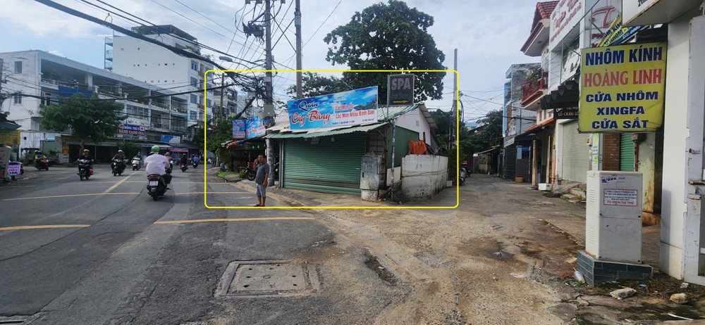 Cho thuê nhà 2 mặt tiền Sơn Kỳ 350m² - NGANG 13M - GẦN ĐH CÔNG THƯƠNG