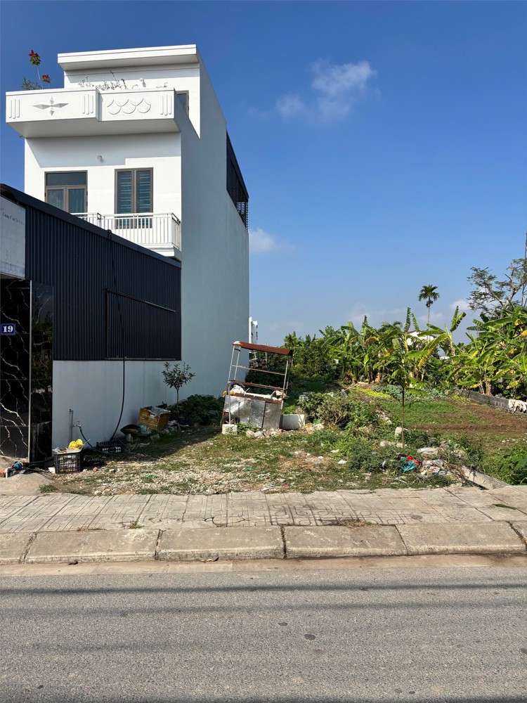 Đất mặt đường chợ Hợp Đức giá 3x tr/m² – Kinh doanh sầm uất – Thanh khoản cao  ZALO 0567 222 555