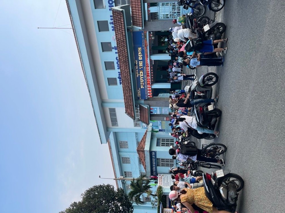 Bán nhà 2 tầng 3PN, Sổ Hồng, 56m2, đường Phan Văn Hớn, Đông Hưng Thuận, Q.12. Giá 4.6 tỷ.HXH