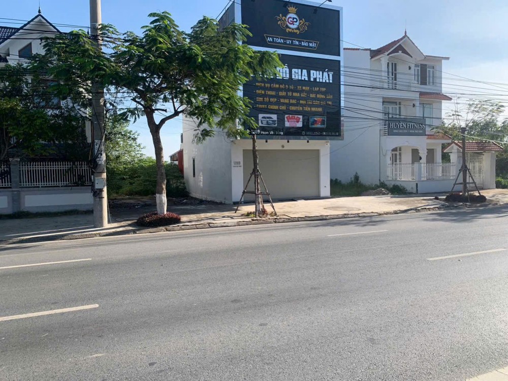 Duy nhất 1 lô mặt đường 353 Phạm Văn Đồng giá 3.x tỷ – Trục kinh doanh lớn – Vị trí đối diện Trâu